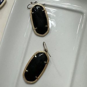 Kendra Scott Classic Elle black and gold earrings